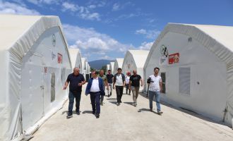 Bolu Belediyesi ürettiği ilk kompostlardan ilk hasadı yaptı