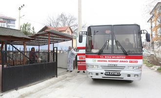 Bolu Belediyesi’nden evden çıkamayanlara sıcak yemek