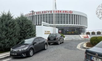 Bolu Belediyesi’ne şafak operasyonu: 4 gözaltı