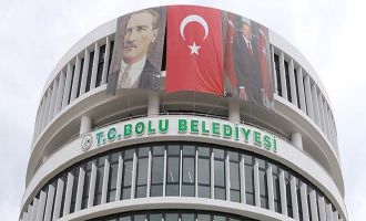 Bolu Belediyesi’ne “T.C.” ibaresi eklendi