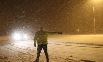 Bolu Dağı D100 İstanbul yönü araç trafiğine kapatıldı..........