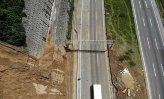 Bolu Dağı Tüneli’ndeki son durum dron ile görüntülendi.....
