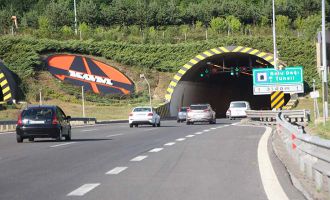 Bolu Dağı Tüneli’nden bayram tatili boyunca 621 bin 736 araç geçti