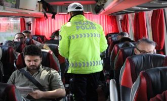 Bolu otogarında bayram dönüşü denetimi....