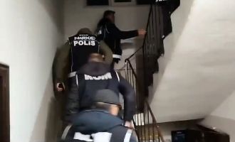 Bolu'da 16 kaçak göçmen yakalandı.......