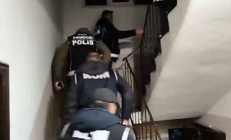 Bolu'da 21 kaçak göçmen yakalandı....