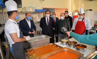 Bolu’da, 4 bin 200 adet kuru gıda paketi ihtiyaç sahibi ailelere ulaştı