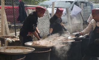 Bolu'da 41 kazan İskilip dolması pişirildi