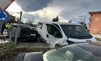 Bolu'da cip minibüsle çarpıştı: 3 yaralı...