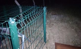 Bolu'da depo temizleyen 3 kişi zehirlendi.....