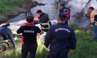 Bolu'da derede mahsur kalan çiftçi kurtarıldı..