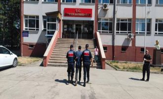 Bolu'da farklı suçlardan aranan 5 kişi tutuklandı………