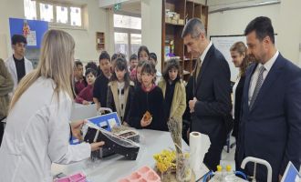 Bolu'da ilkokul öğrencileri atık yağları sabuna dönüştürdü..