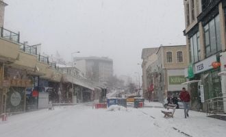 Bolu’da kar yağışı etkili oluyor...................
