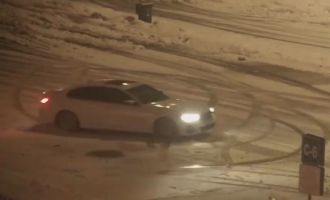 Bolu'da karla kaplı tesiste ‘drift' keyfi pahalıya patladı