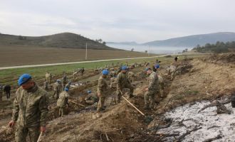 Bolu'da komandolar yeşil vatanda geleceğe nefes oldu