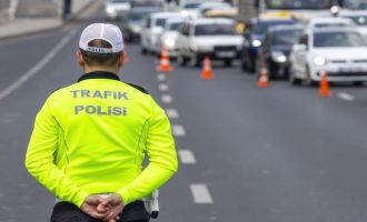 Bolu'da kurallara uymayan bin 523 sürücüye ceza….