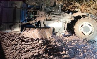 Bolu'da traktör devrildi: 2 yaralı......