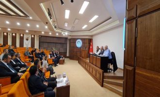 Bolu'da yabancı işçi çalıştıracak işverenlere bilgilendirme