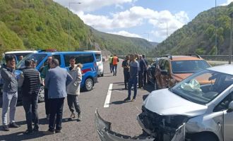 Bolu'da zincirleme trafik kazası, TEM Otoyolu trafiğe kapandı