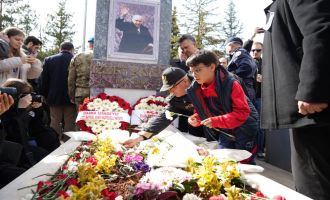 ‘Bolu’nun Babası’ İzzet Baysal vefatının 26’ncı yılında dualarla anıldı