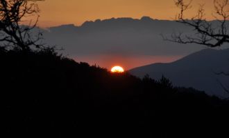 Bolu’nun yüksek kesimlerinde kartpostallık gün batımı......