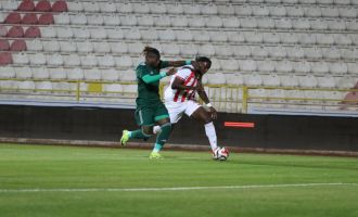 Boluspor: 1 - Esenler Erokspor: 3......