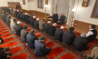 Cemaat tarihi Yıldırım Beyazıt Camiinde sabah namazında buluştu