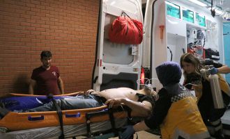 Domuz avında sırtından vuruldu