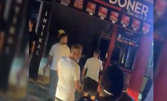 Dönerci dükkanında baca yangını