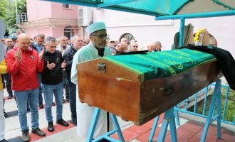 Emekli avukat İrfan Dolapçı son yolculuğuna uğurlandı