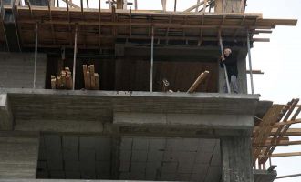 Eşi eve almayınca intihara kalkıştı