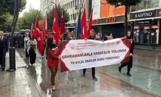 Gaziler Günü yağmur altında coşkuyla kutlandı