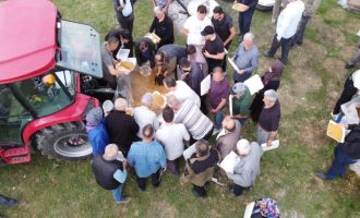 Geleneksel Hacet Bayramı için yarım ton et kavruldu....