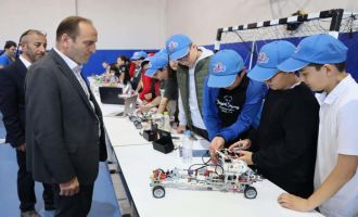 Gençlerin tasarımlarına yoğun ilgi....