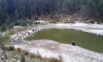 Göletlerde gözle görülür çekilme....