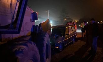 Greydere çarptı, yara almadan kurtuldu..