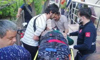 Halatı kopan yük asansörüyle yere çakılan kadın yaralandı