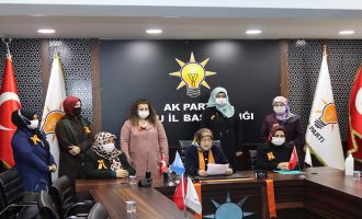 Hicran Çağalı ; ‘Her türlü canlıya yönelik şiddetin yeryüzünden silindiği bir dünya duasıyla her türlü şiddete karşı turuncu çizgimizi çekiyoruz’