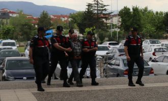 Husumetlisi olduğu şahsı öldüren zanlı adliyeye sevk edildi