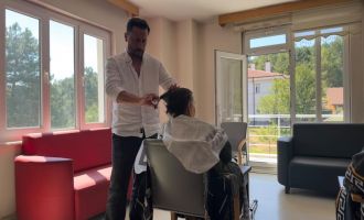 Huzurevi sakinlerinin hayır duasını aldılar…….