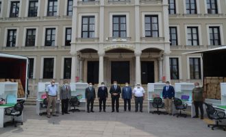 İhtiyaç Sahibi Öğrencilere Eğitim Malzemesi Dağıtımı Başladı