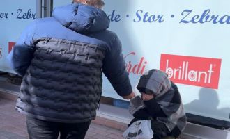 İş arkadaşını tanımadı, dilenci sandı