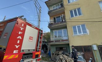 Isınmak için çalıştırdıkları elektrikli soba, evi yaktı...