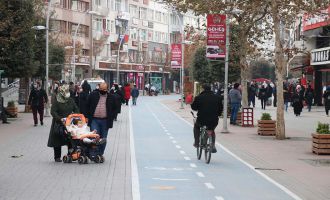 İzzet Baysal Caddesi’nde en fazla 2 bin kişinin bulunması kararı alındı