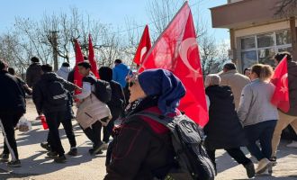 Kaymakamlıktan şehitlere saygı yürüyüşü......