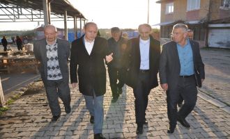 KAZIM KONAK KIBRISCIK’TA ; ‘KIBRISCIK BİZİ BAĞRINA BASTI’