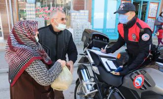 Kısıtlama ihlalinden ceza yiyince kuş yemleri ellerinde kaldı
