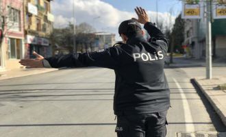 Markete araçları ile gidenlere ceza yağdı