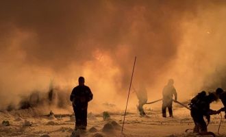 Odunluk alev alev yandı......